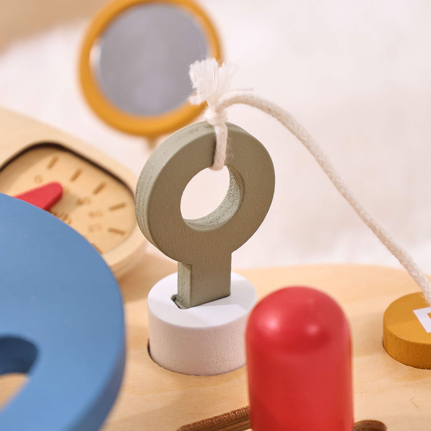 chiave-verde-dettaglio-gioco-montessori-legno