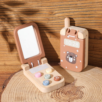 Telefono richiudibile con orsetto e tasti colorati, tra i giochi in legno più amati per il gioco simbolico.